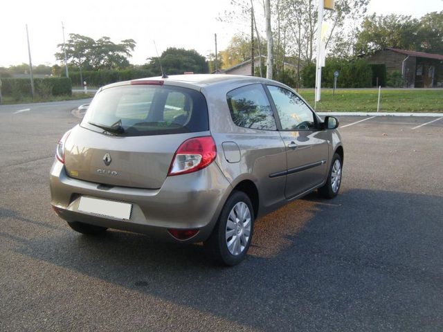 CLIO 3 Ph II - 3 portes 2009-2012